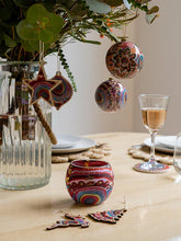 Load image into Gallery viewer, Aboriginal Beautiful Journey 6Pack Baubles
