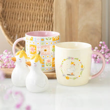 Load image into Gallery viewer, Daisy & Duck Salt and Pepper Shakers