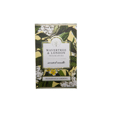 Load image into Gallery viewer, Frangipani & Gardenia Candle - Wavertree & London