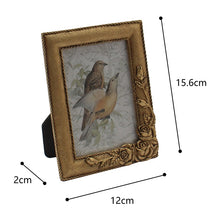 Load image into Gallery viewer, Antique Gold Metal Photo frame
