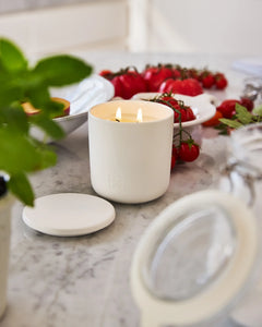 Jasmine & Magnolia Soy Candle / circa