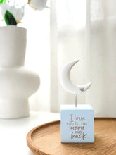 Load image into Gallery viewer, House Of Sentiments Figurines/ love

