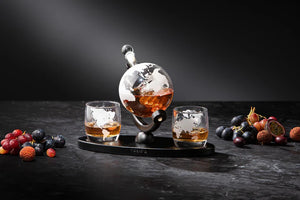 Whisky Set/Preston Globe