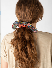 Load image into Gallery viewer, Mixed Print Hair Tie Scrunchie Retro
