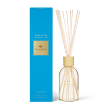 Load image into Gallery viewer, Glasshouse Fragrances Diffuser - Bora Bora Bungalow 250ML
